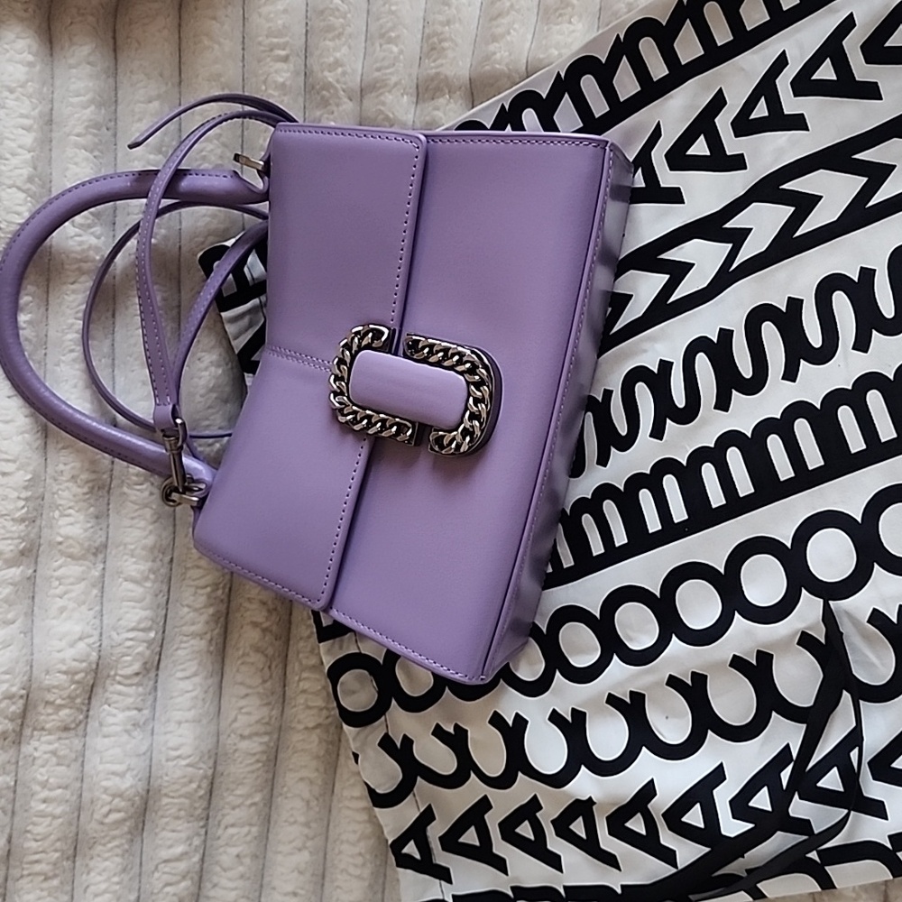 Marc Jacobs Lavender Leather Handbag - Picture 8 of 8